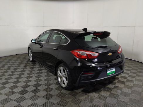 Used 2017 Chevrolet Cruze Premier FWD image 6