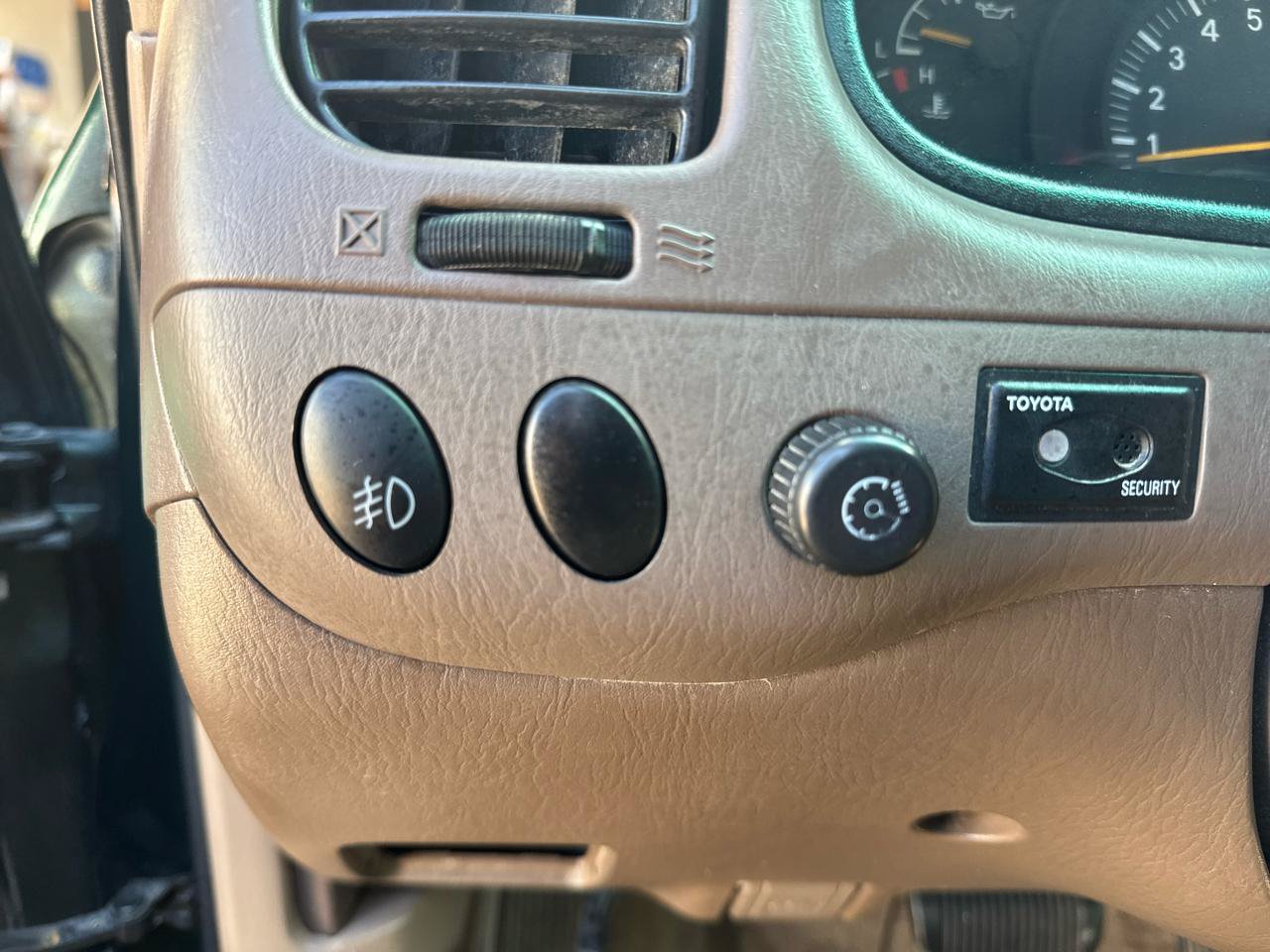 Used 2002 Toyota Tundra Limited RWD image 19