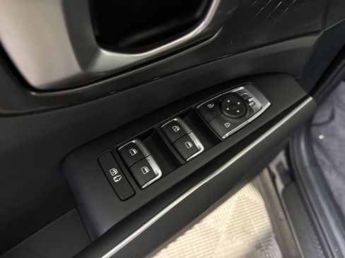 New 2026 Kia Sorento S w/ S Panoramic Sunroof Package image 15