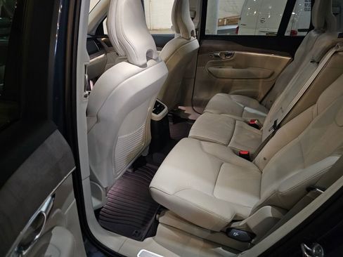 Certified 2023 Volvo XC90 T8 Plus w/ Protection Package Premier AWD/4WD image 13
