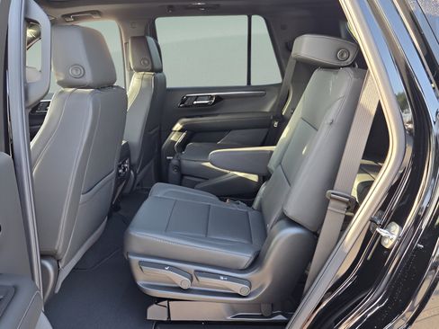 New 2026 Chevrolet Tahoe Z71 w/ Z71 Off-Road Package AWD/4WD image 10