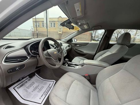 Used 2022 Chevrolet Malibu LT FWD image 14