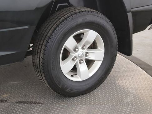 Used 2017 RAM 1500 ST w/ SXT Appearance Group image 14