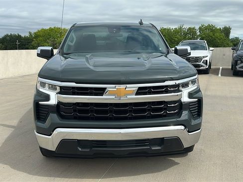 Used 2025 Chevrolet Silverado 1500 LT RWD image 7