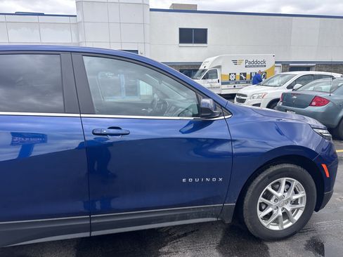 Used 2023 Chevrolet Equinox LT image 11