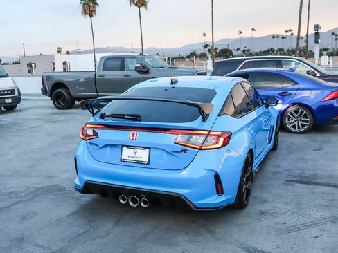 Used 2023 Honda Civic Type R image 9
