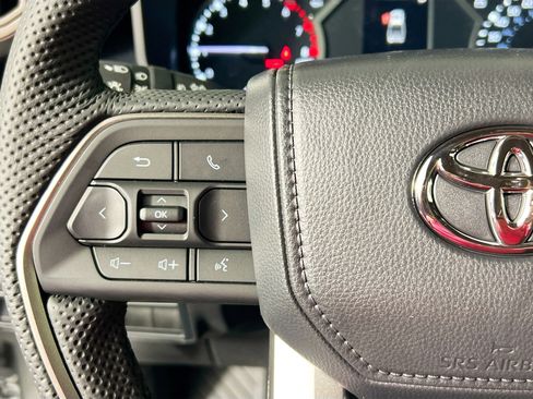 New 2026 Toyota Tundra SR5 image 18