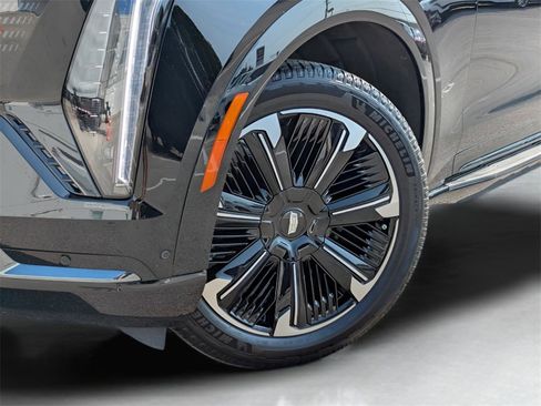 New 2025 Cadillac Escalade IQ Sport 2 image 17