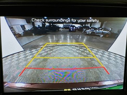 Used 2020 Kia Sorento EX image 18