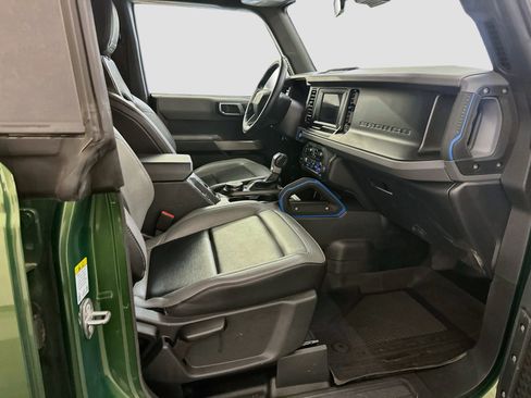 Used 2023 Ford Bronco Black Diamond AWD/4WD image 32
