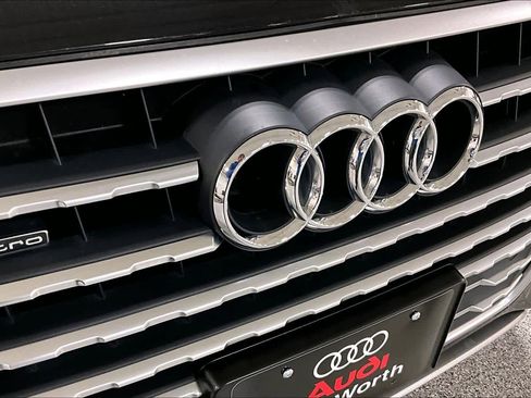 Used 2019 Audi Q7 3.0T Premium w/ Cold Weather Package image 31