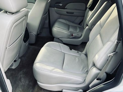 Used 2014 Chevrolet Tahoe LTZ image 18