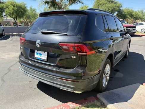 Used 2018 Volkswagen Tiguan S image 6