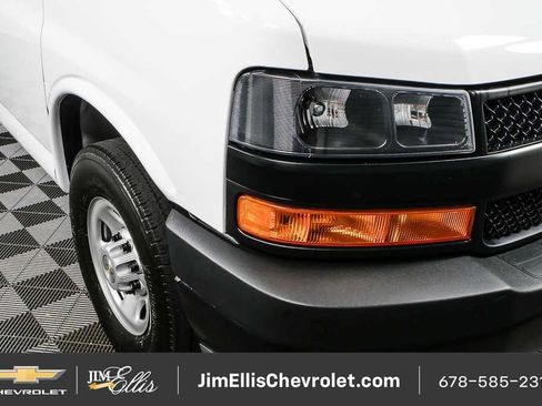 Certified 2025 Chevrolet Express 2500 w/ Driver Convenience Package RWD image 27
