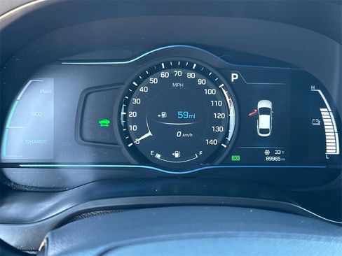 Used 2017 Hyundai Ioniq Limited image 24