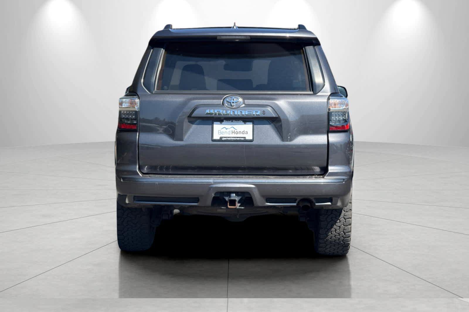 Used 2023 Toyota 4Runner TRD Sport w/ Technology Package AWD/4WD image 7