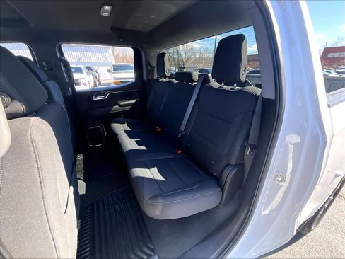 Used 2023 Chevrolet Silverado 1500 LT image 14