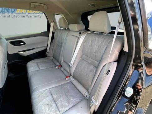 Used 2025 Nissan Rogue SV AWD/4WD image 28