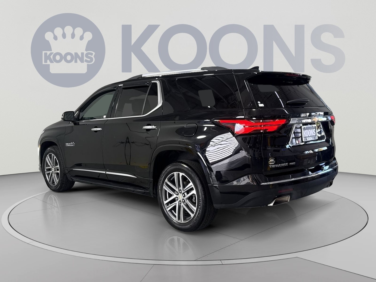 Used 2023 Chevrolet Traverse High Country AWD/4WD image 8