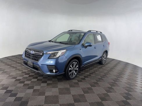 Used 2023 Subaru Forester Limited image 3