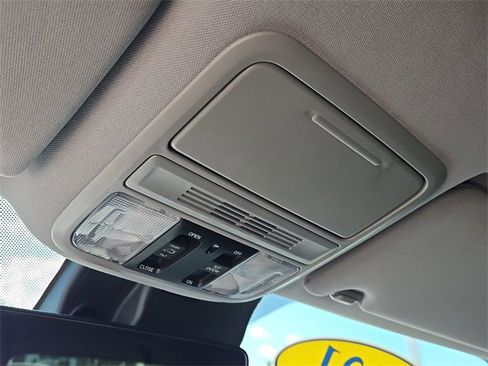 Used 2021 Honda Pilot Special Edition image 33