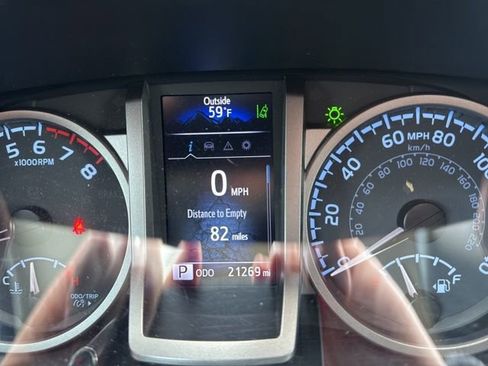 Used 2021 Toyota Tacoma SR5 image 5