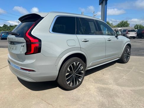 Used 2026 Volvo XC90 B6 Plus AWD/4WD image 5