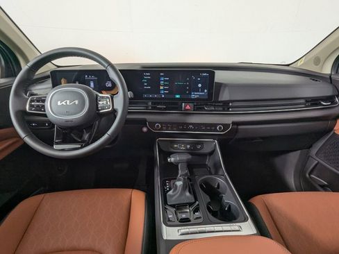 New 2026 Kia Carnival EX FWD image 14