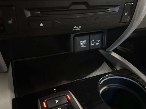 Used 2022 Honda Pilot Touring image 33