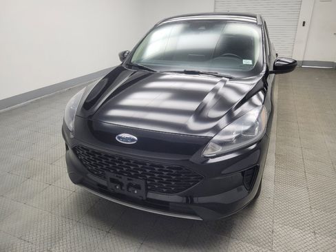 Used 2020 Ford Escape SE Sport image 15