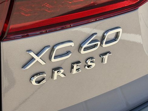 New 2026 Volvo XC60 T8 Ultra w/ Protection Package Premier AWD/4WD image 8