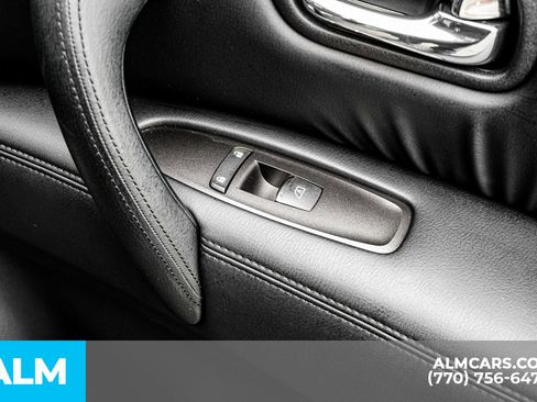 Used 2024 Nissan Armada SL w/ Midnight Edition Package image 50