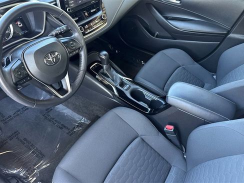 Used 2022 Toyota Corolla SE image 4