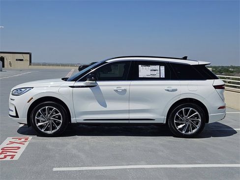 New 2025 Lincoln Corsair Grand Touring w/ Equipment Group 301A image 4