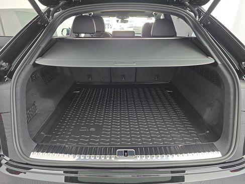 New 2026 Audi Q8 Premium Plus image 12