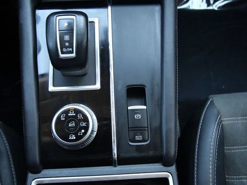 Used 2024 Mitsubishi Outlander SE AWD/4WD image 28