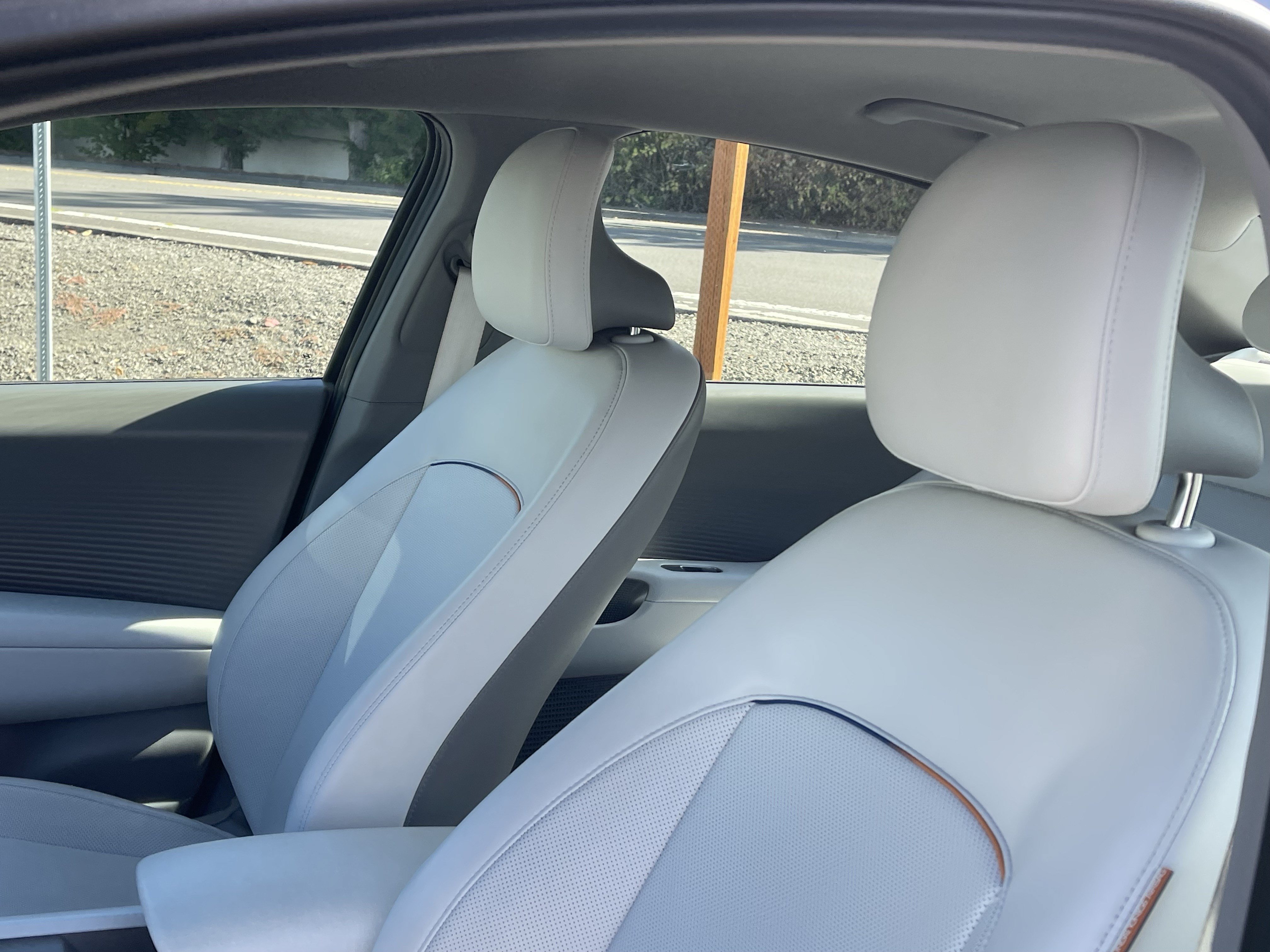 Certified 2025 Hyundai Ioniq 6 SEL RWD image 19