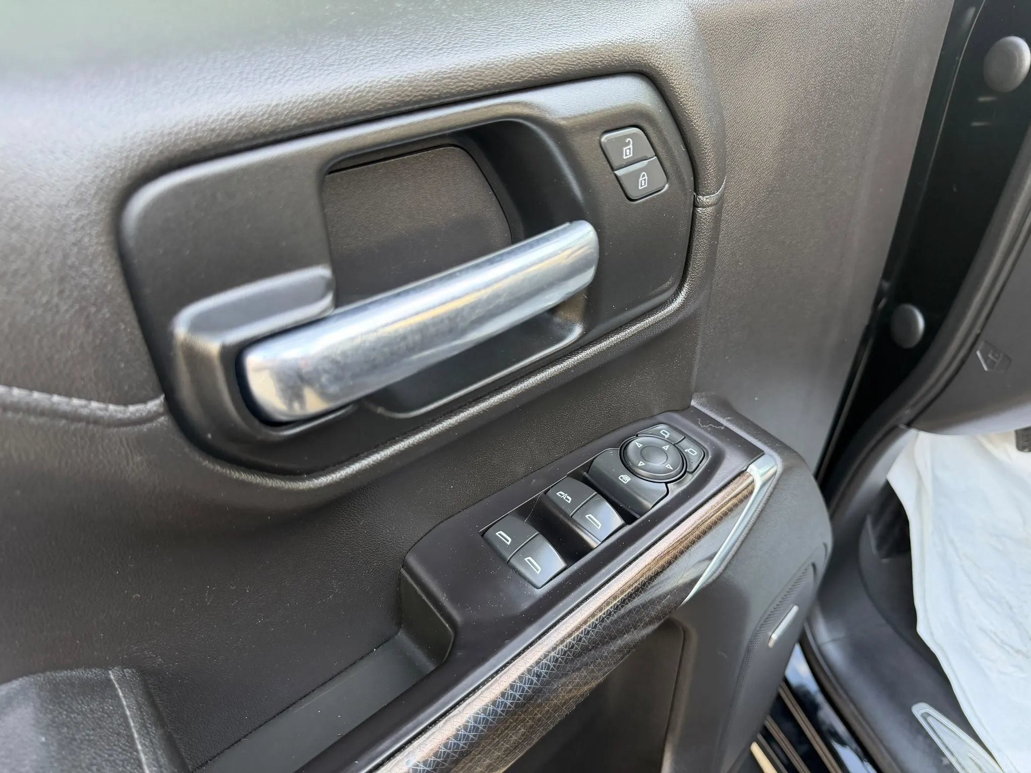 Used 2019 Chevrolet Silverado 1500 RST w/ All-Star Edition RWD image 12
