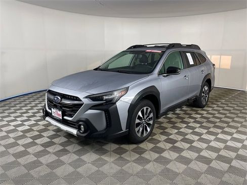 Used 2023 Subaru Outback Limited image 1