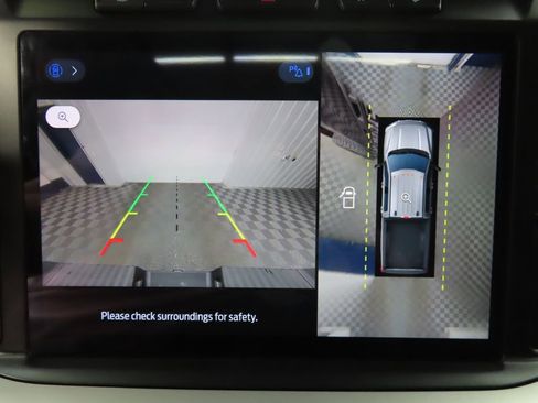 Used 2023 Ford F250 XLT w/ XLT Premium Package AWD/4WD image 18