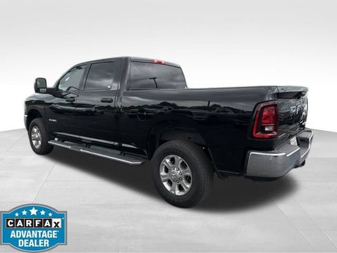 Used 2026 RAM 2500 Big Horn AWD/4WD image 4