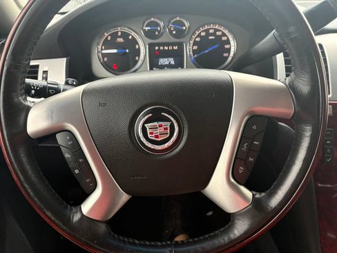Used 2014 Cadillac Escalade Luxury AWD/4WD image 20