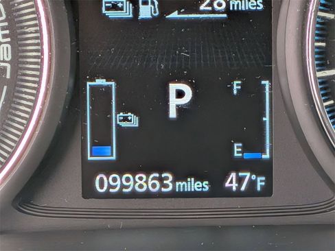 Used 2019 Mitsubishi Outlander SEL image 17