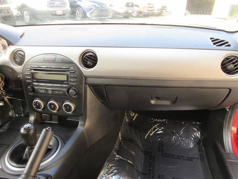 Used 2011 MAZDA MX-5 Miata Sport image 19