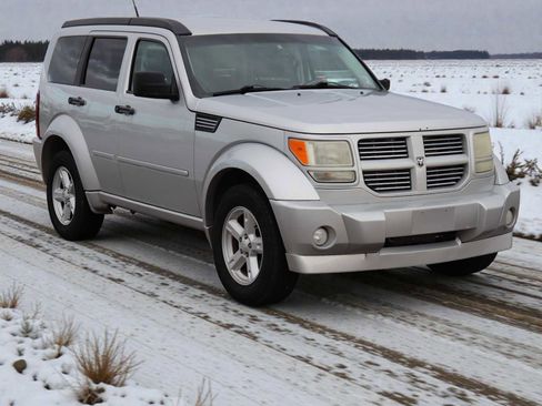 Used 2011 Dodge Nitro SXT image 8