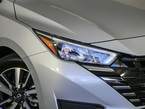 New 2025 Nissan Versa SV w/ Trunk Package image 2