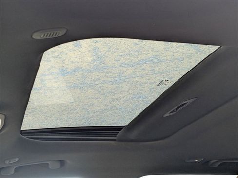 New 2025 Jeep Grand Cherokee Altitude image 11