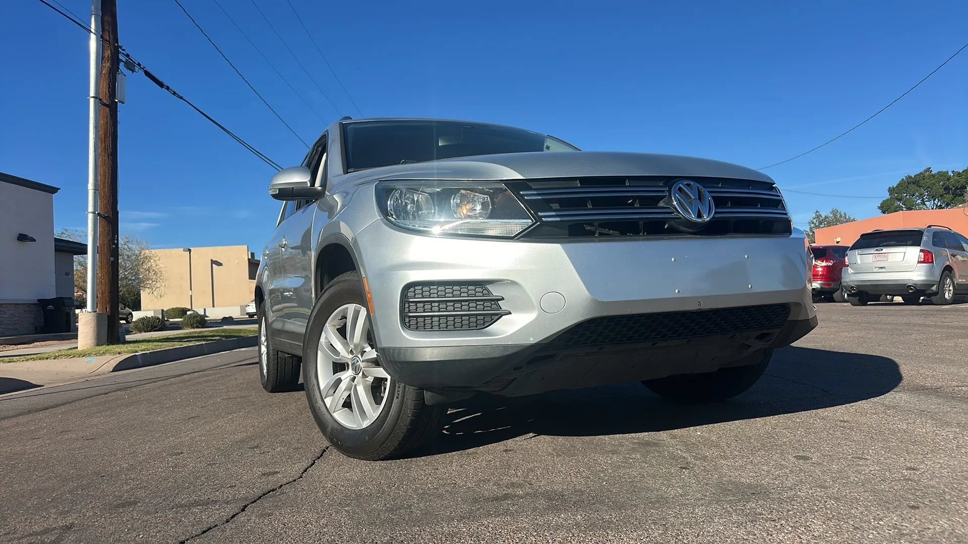 Used 2017 Volkswagen Tiguan S FWD image 3