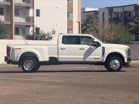 Used 2023 Ford F450 Lariat w/ Lariat Ultimate Package AWD/4WD image 2
