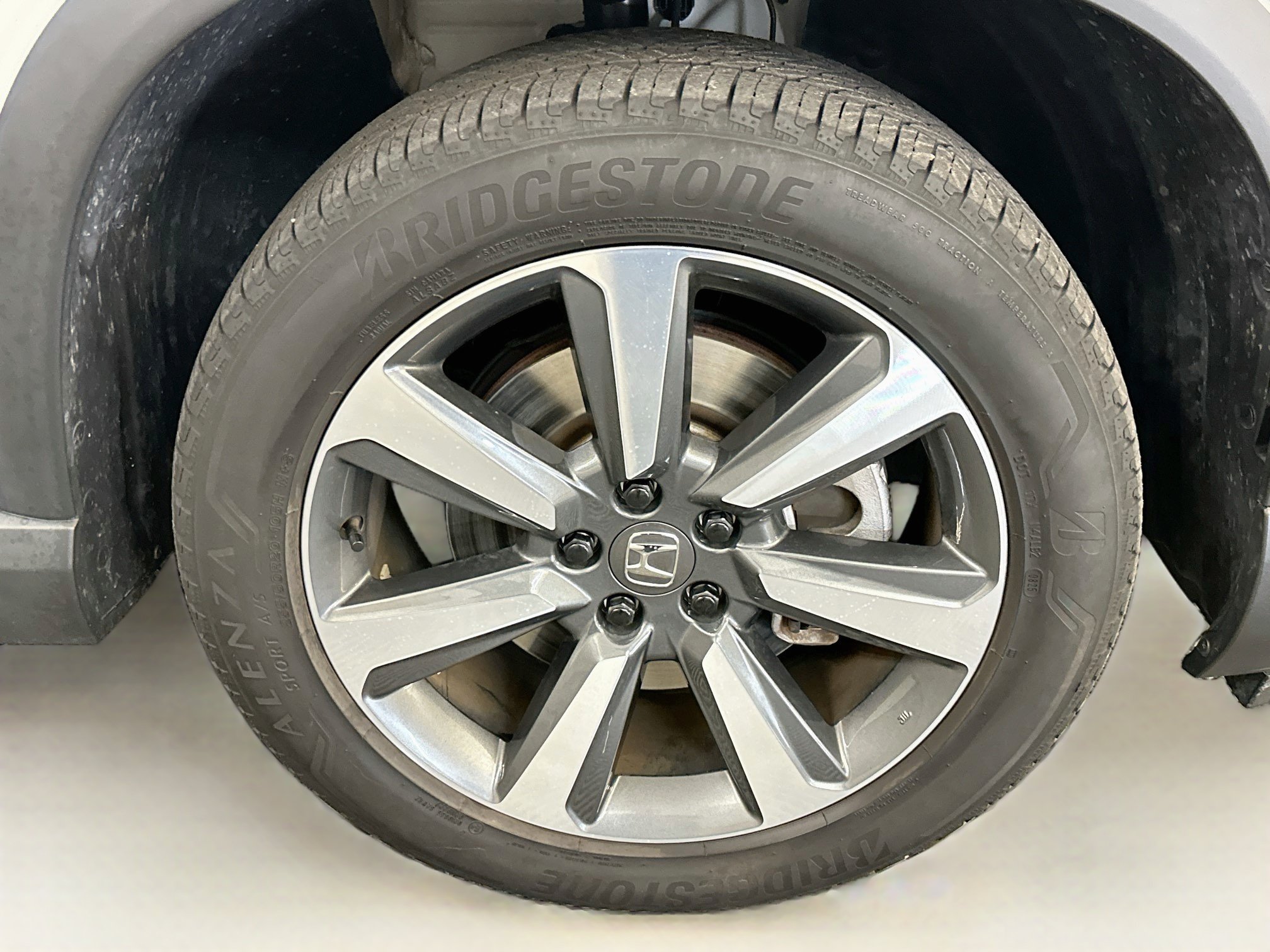 Used 2025 Honda Pilot Elite image 11